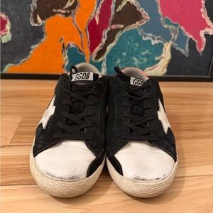 Golden Goose GGDB Black and White Sneakers 37(6)